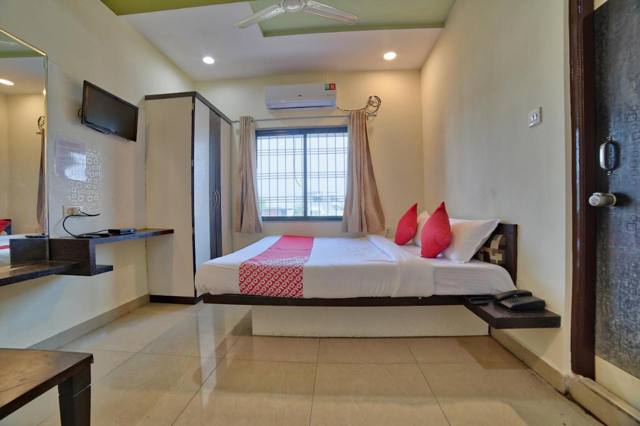 Oyo 35538 Hotel Risha Chandrapur Dış mekan fotoğraf