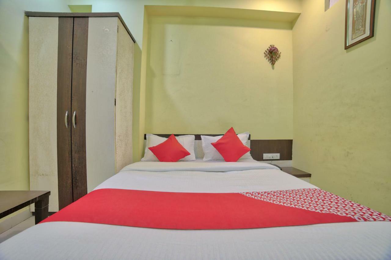 Oyo 35538 Hotel Risha Chandrapur Dış mekan fotoğraf