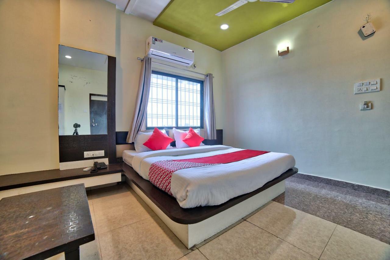 Oyo 35538 Hotel Risha Chandrapur Dış mekan fotoğraf