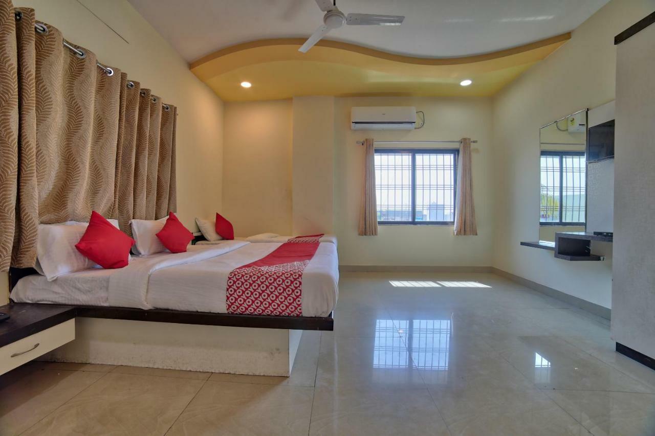 Oyo 35538 Hotel Risha Chandrapur Dış mekan fotoğraf