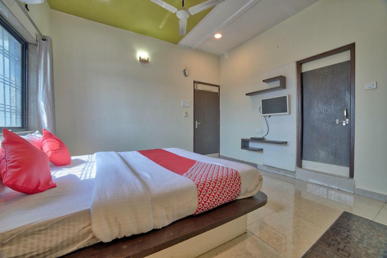 Oyo 35538 Hotel Risha Chandrapur Dış mekan fotoğraf